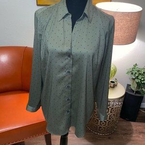 Ann Taylor Button Up Blouse Petite Large